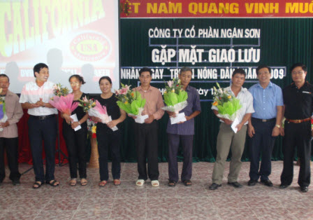 116 nông dân về tham dự Ngày tri ân nông dân tại Công ty Cổ phần Ngân Sơn